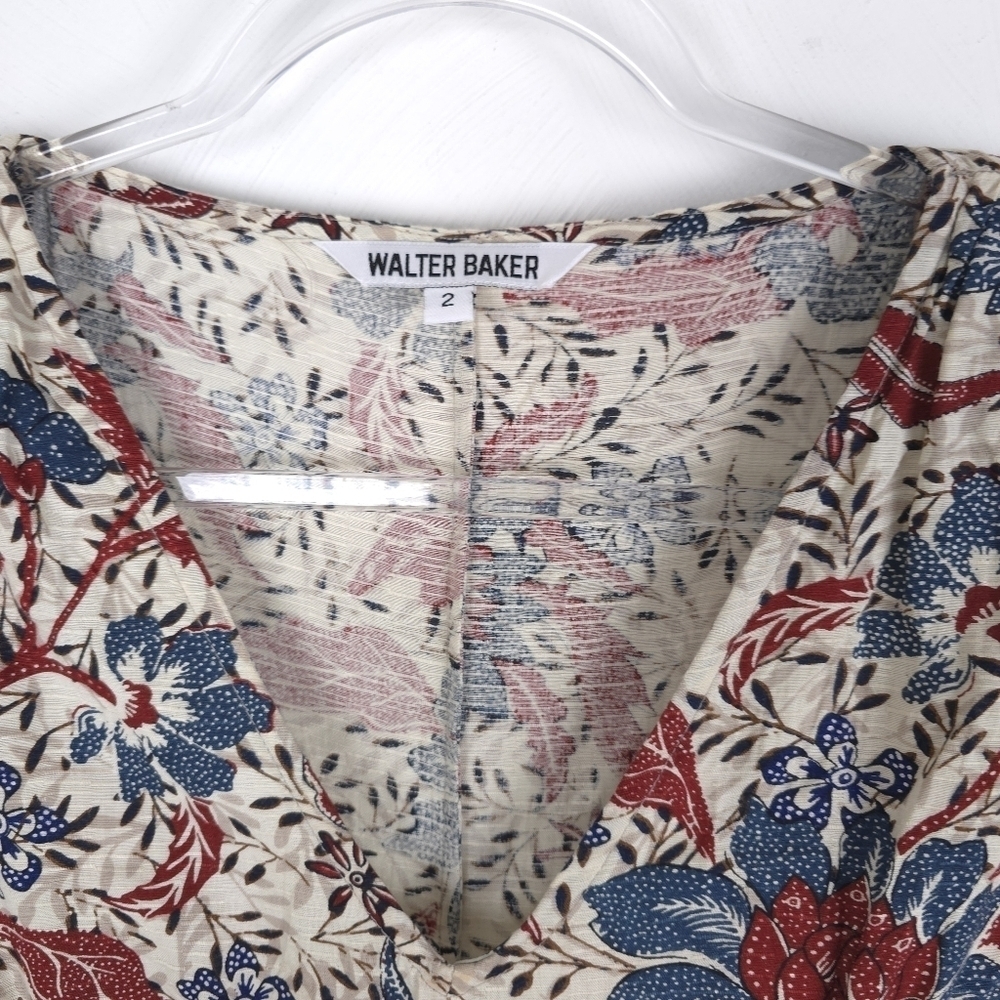 Walter Baker Josie Ruched Floral Dress V Neck Short Sleeve Size 2 - Picture 2 of 13